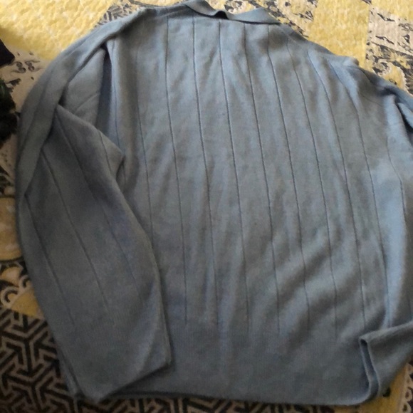 Sweater - Picture 4 of 4